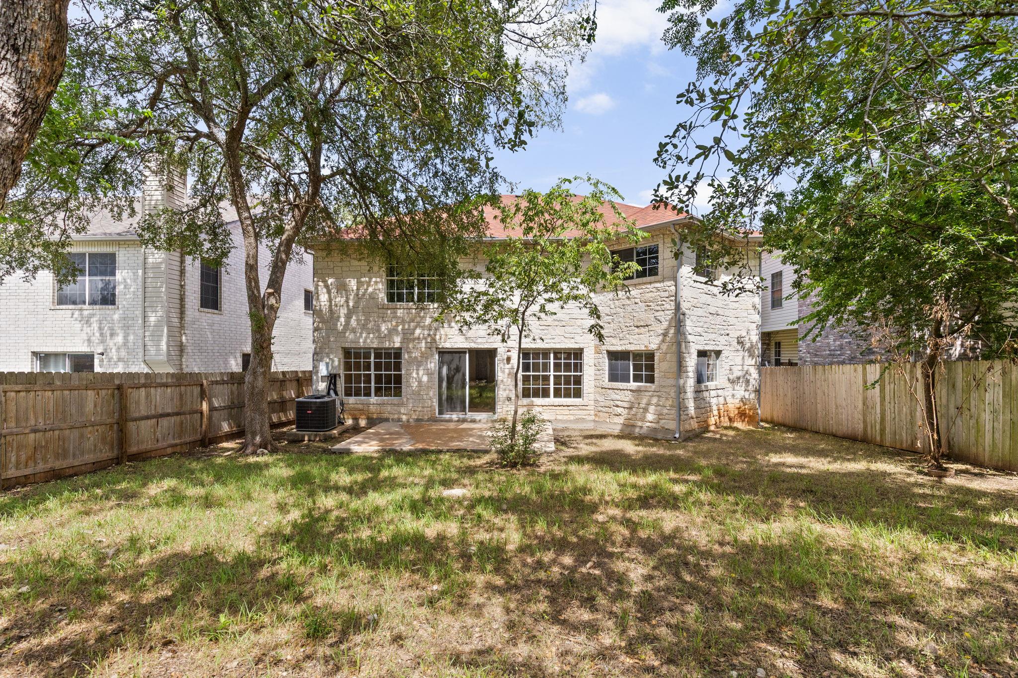 11304 Pickard LN