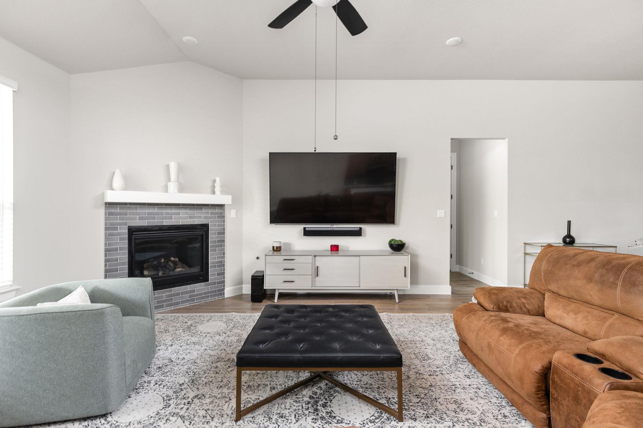 201 Blue Jasmine TRL