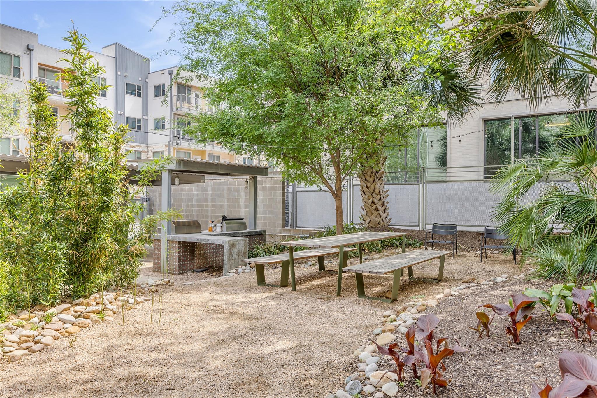 1601 E 5th ST # 113