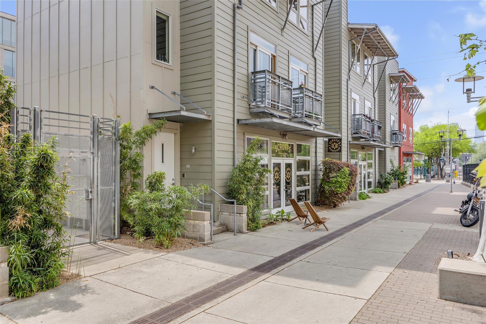 1601 E 5th ST # 113