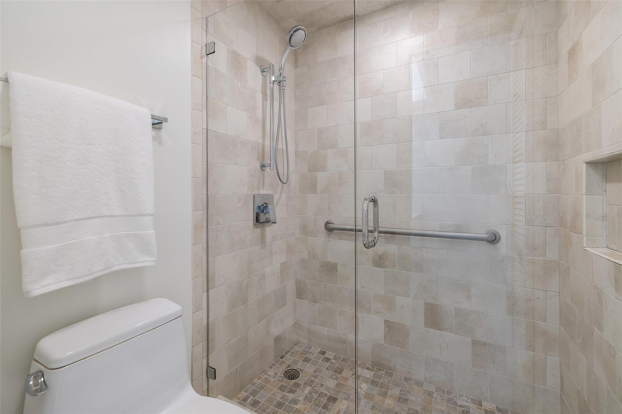1801 Lavaca ST Unit: 13EF
