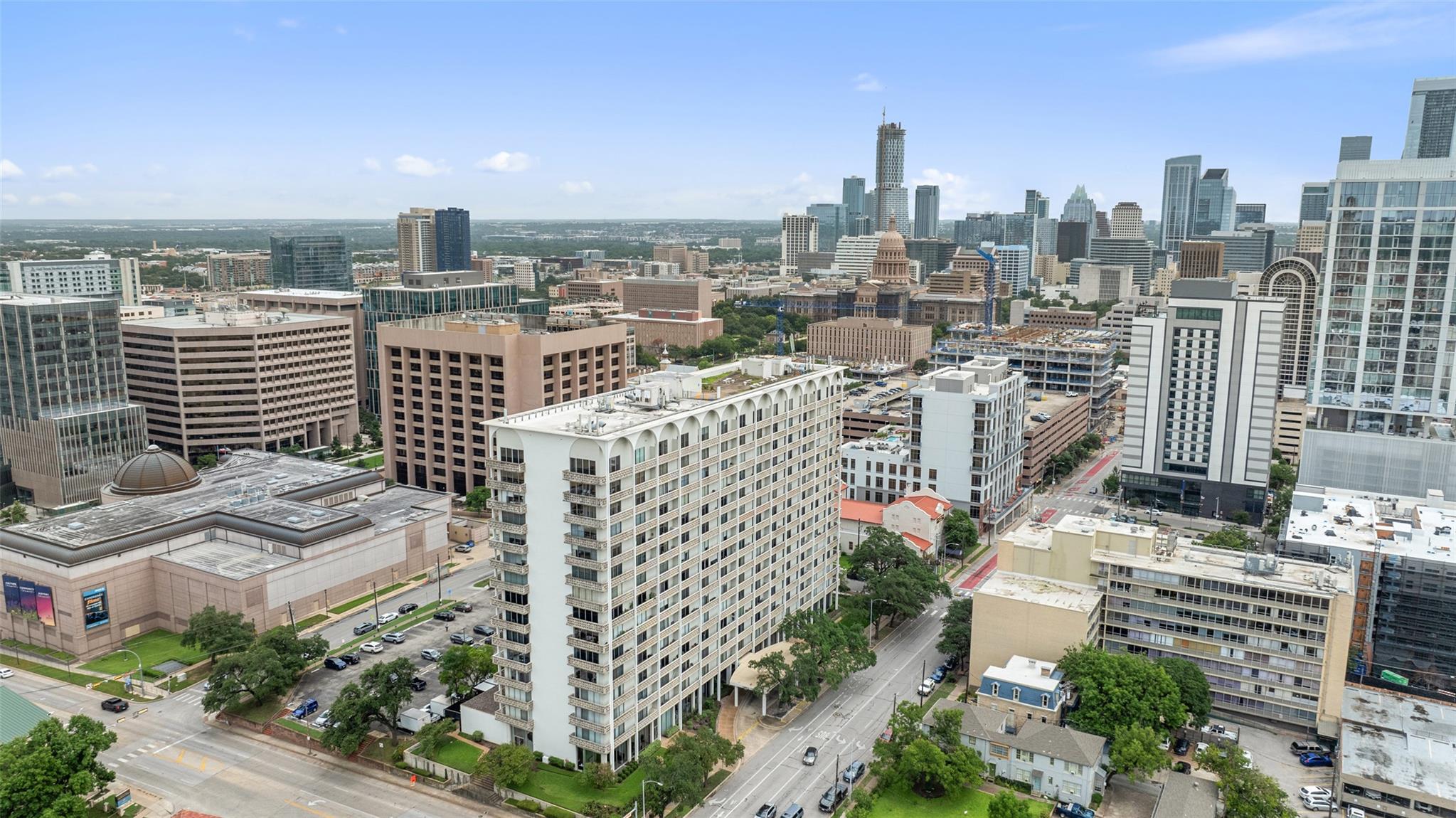 1801 Lavaca ST Unit: 13EF