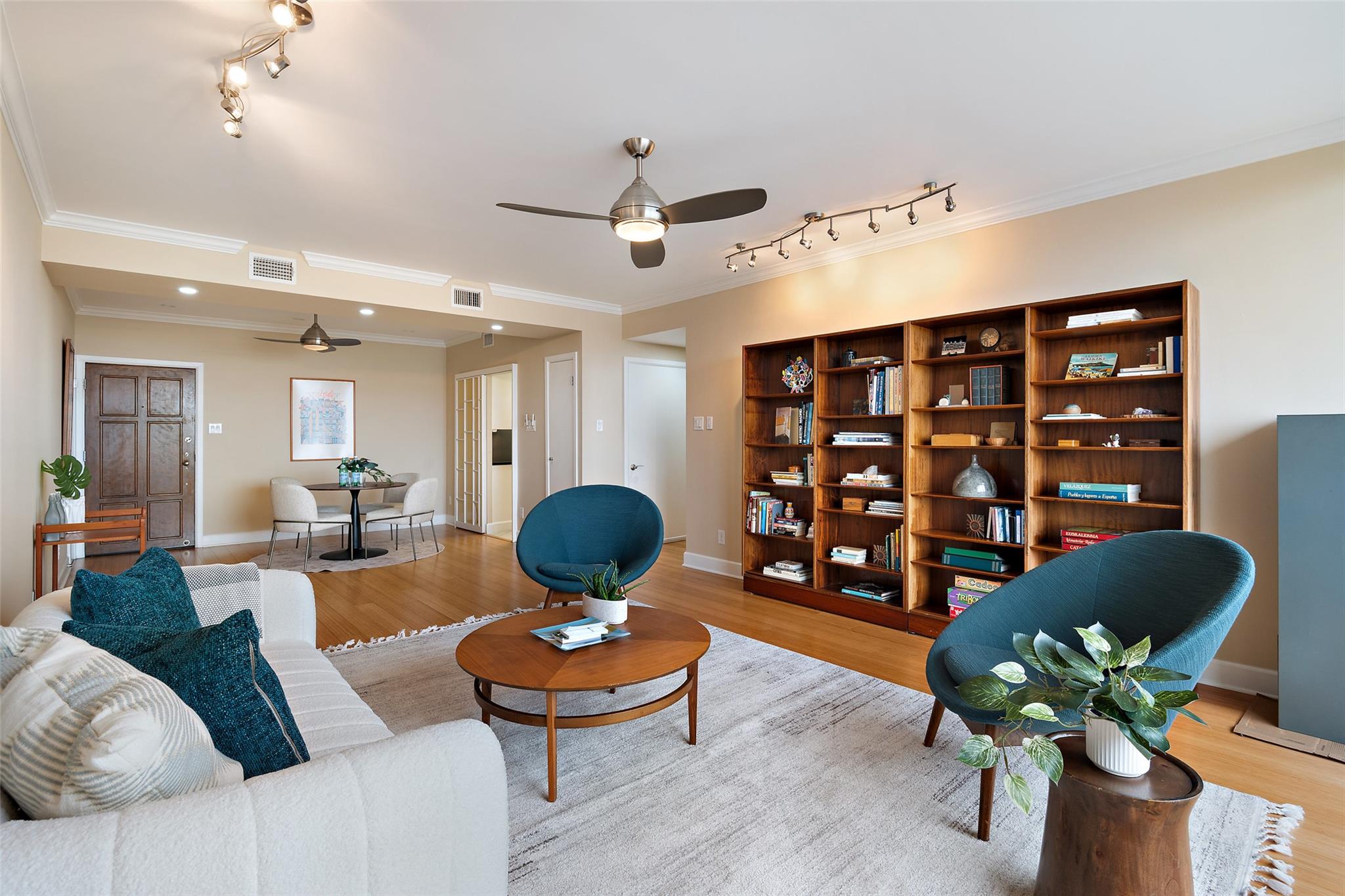 1801 Lavaca ST Unit: 13EF