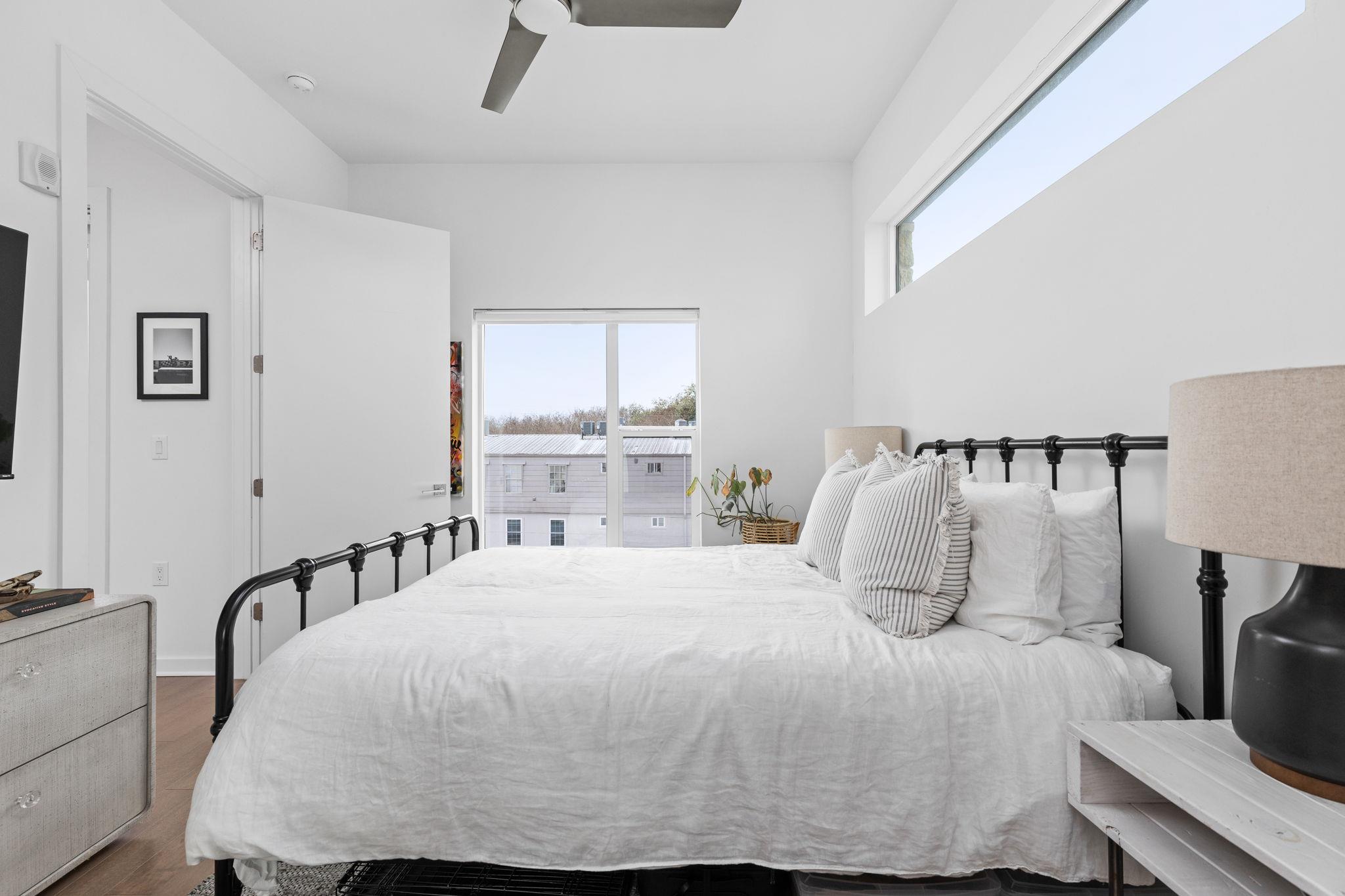 207 W Johanna ST # 306