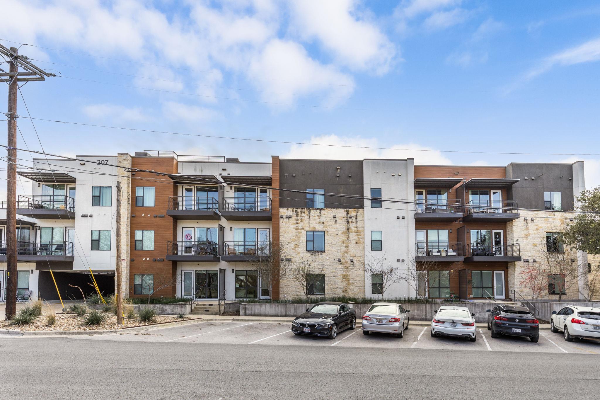 207 W Johanna ST # 306