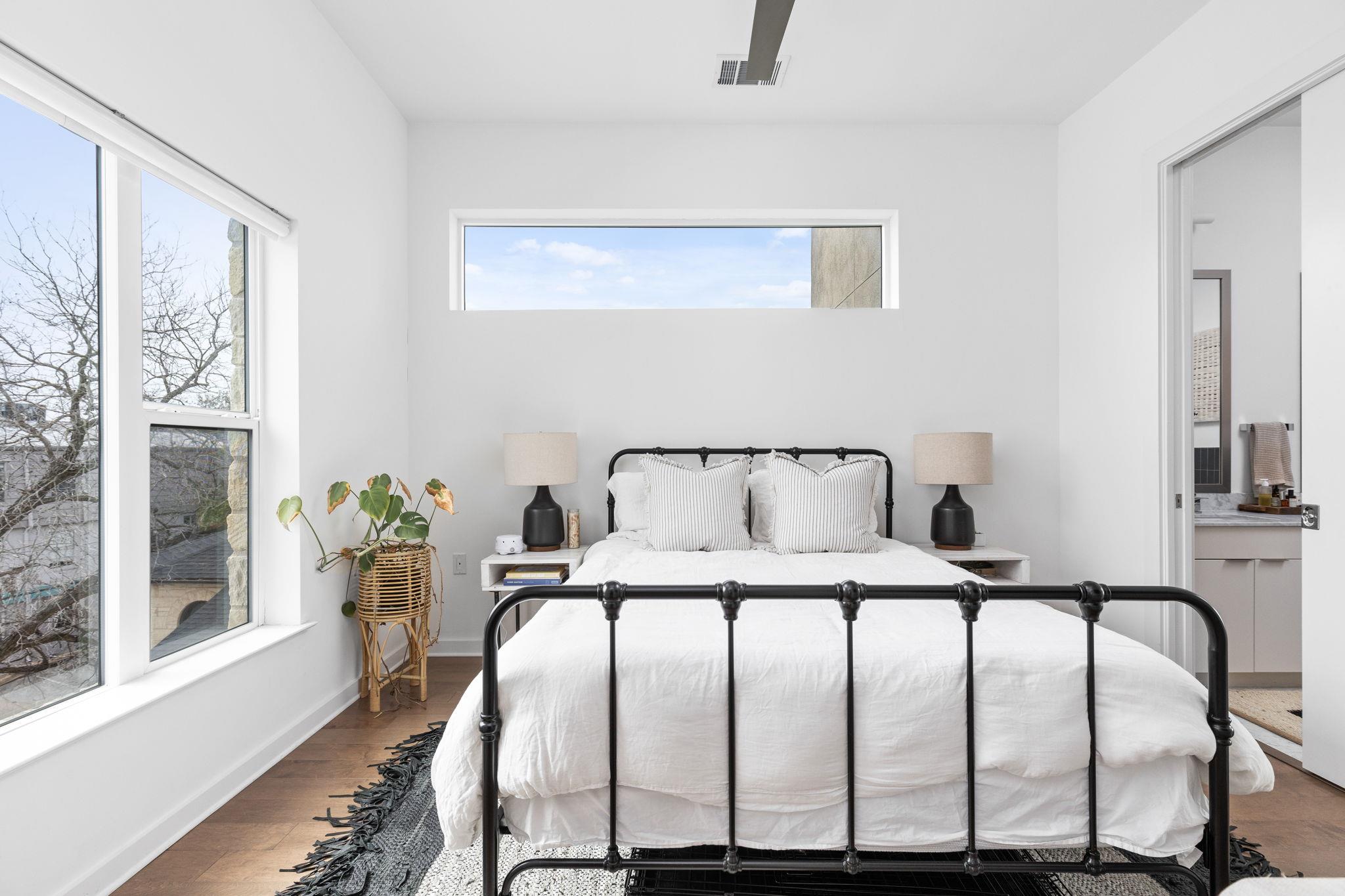 207 W Johanna ST # 306