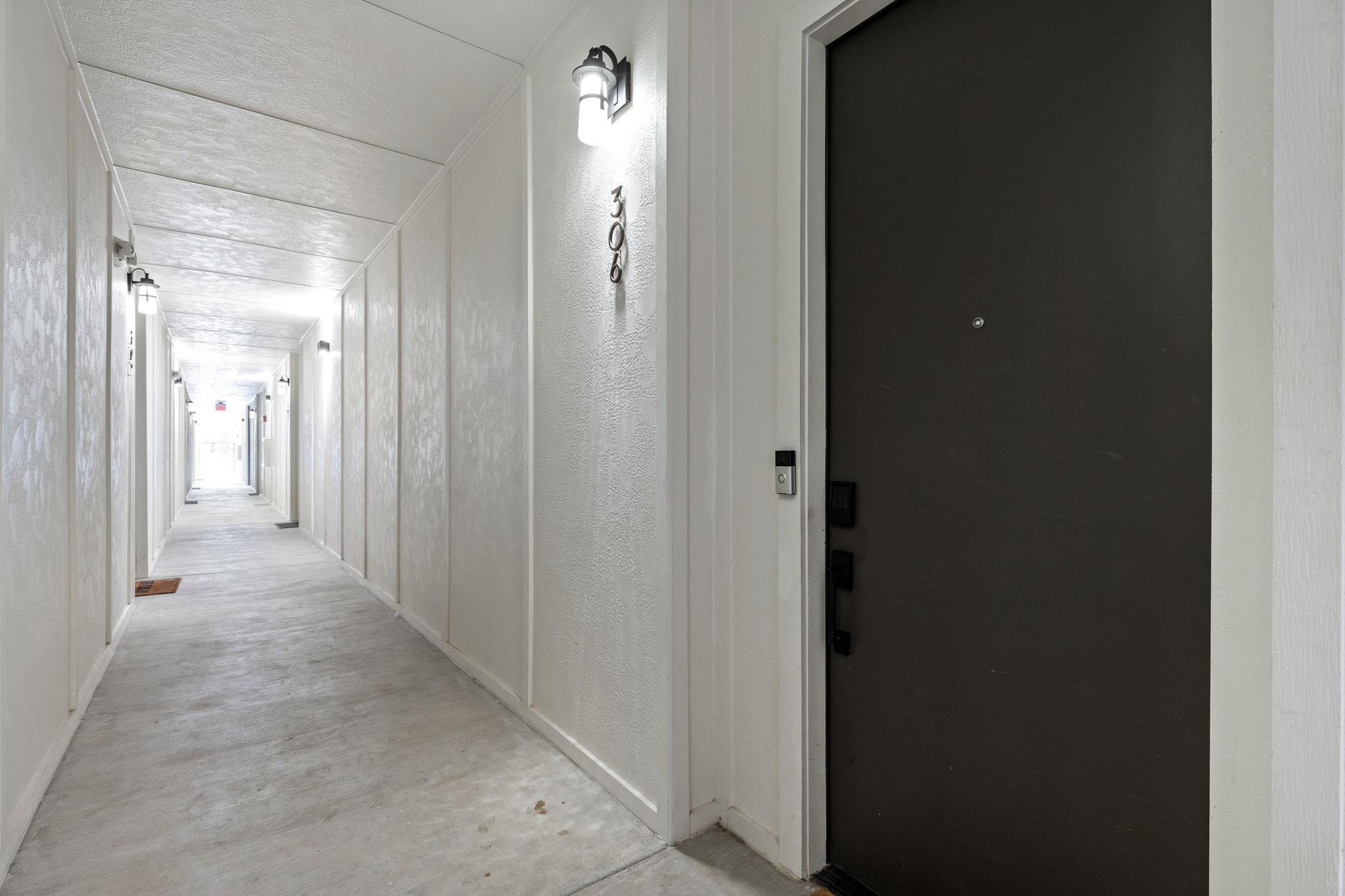 207 W Johanna ST # 306