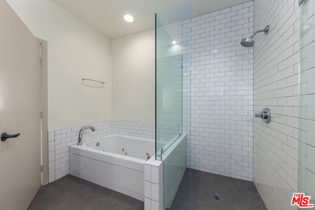 10639 WOODBRIDGE ST Unit: 303