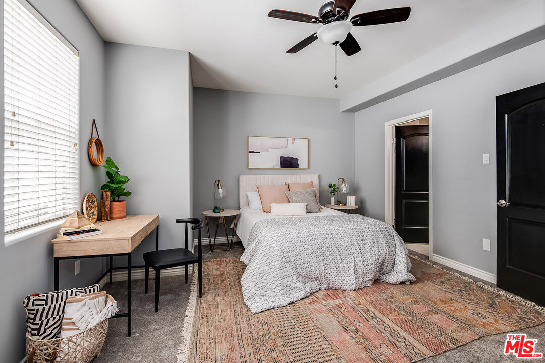 220 N Valley St Unit: 101