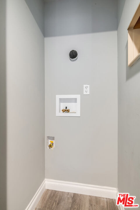 220 N Valley St Unit: 101