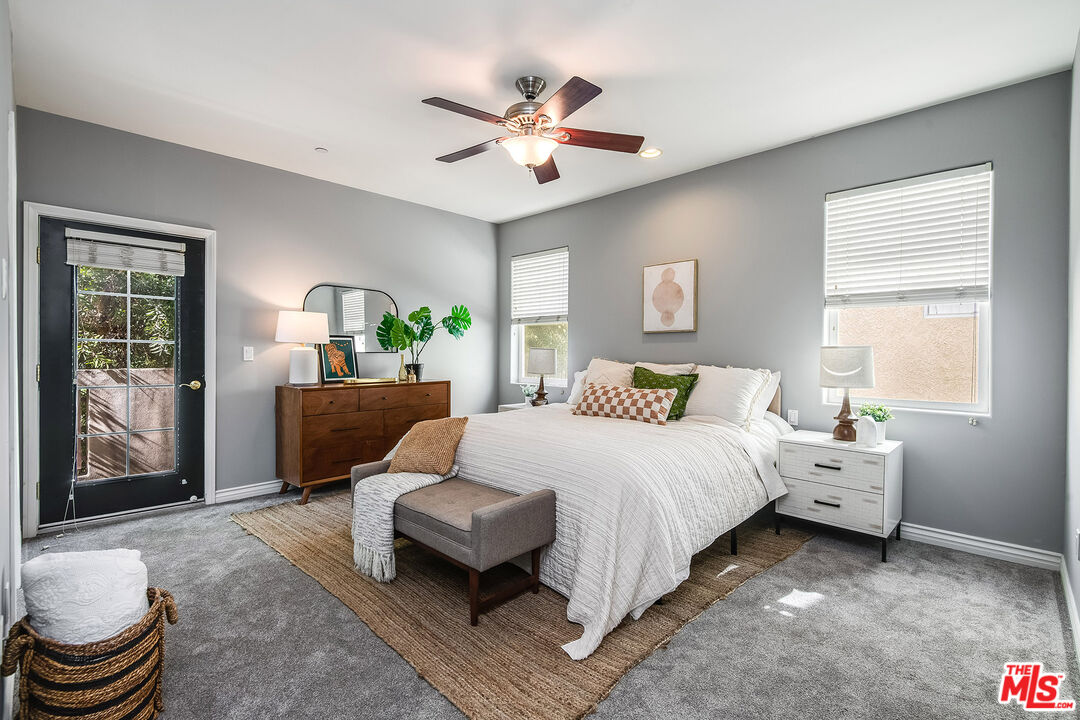 220 N Valley St Unit: 101