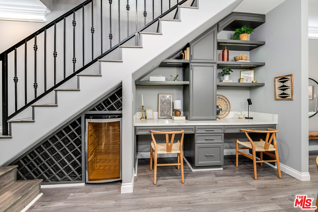 220 N Valley St Unit: 101