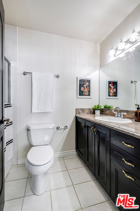 220 N Valley St Unit: 101