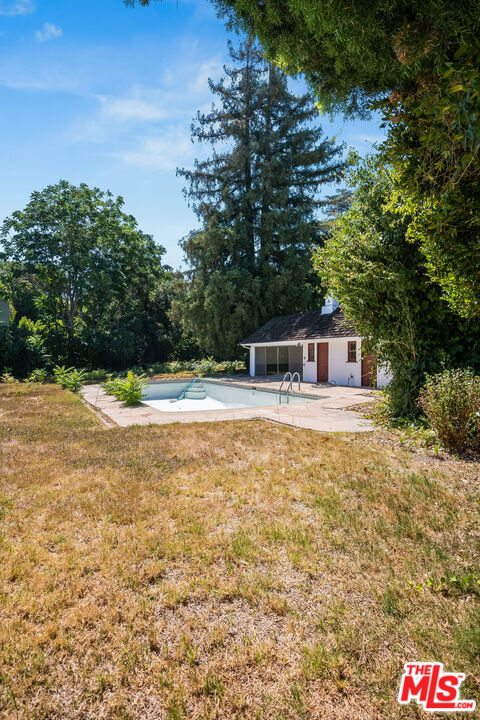 4343 Forman Ave