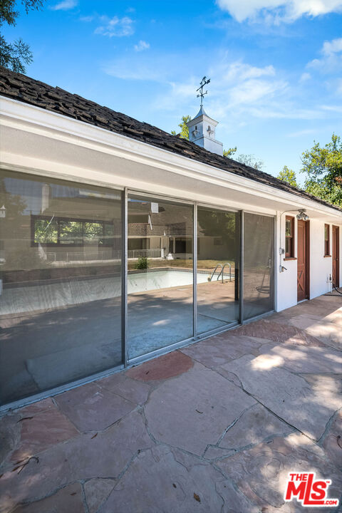 4343 Forman Ave