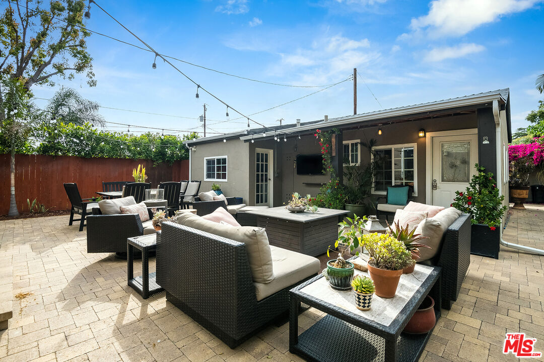 2201 W Clark Ave