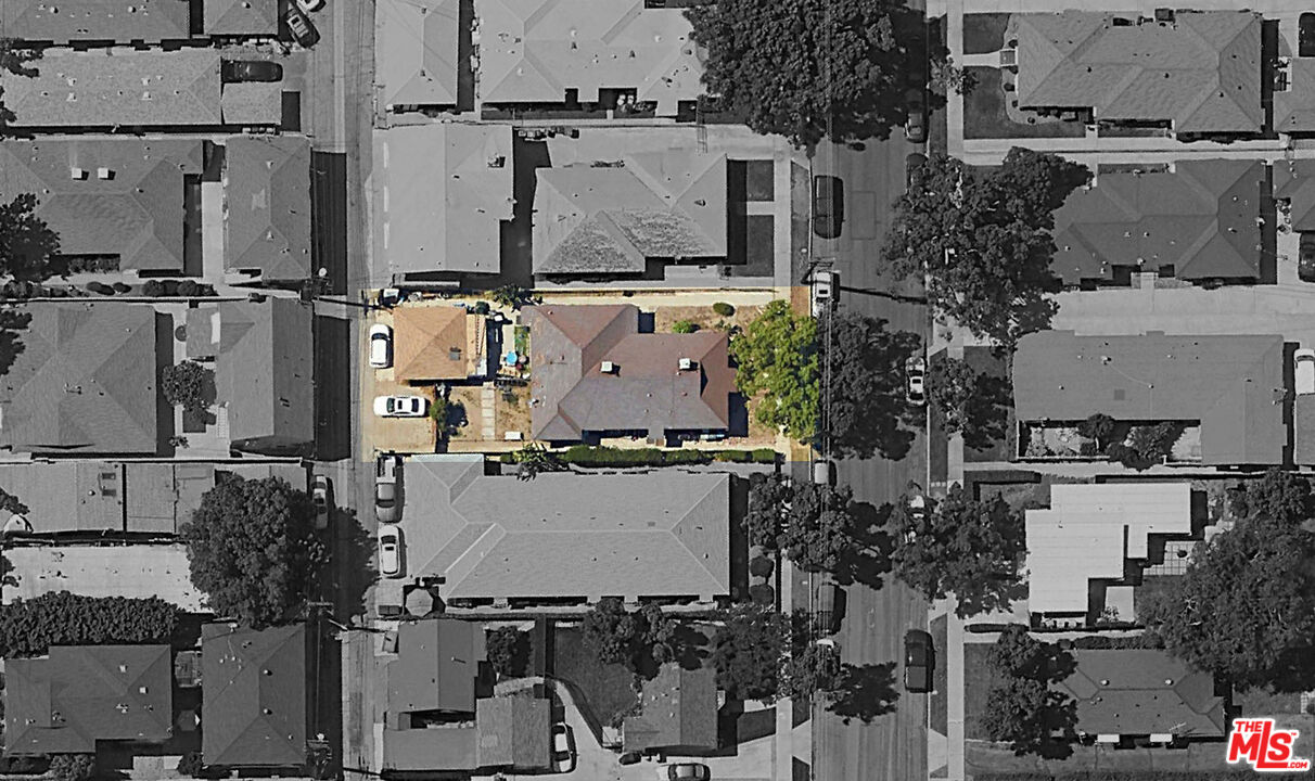 1217 N Cordova St