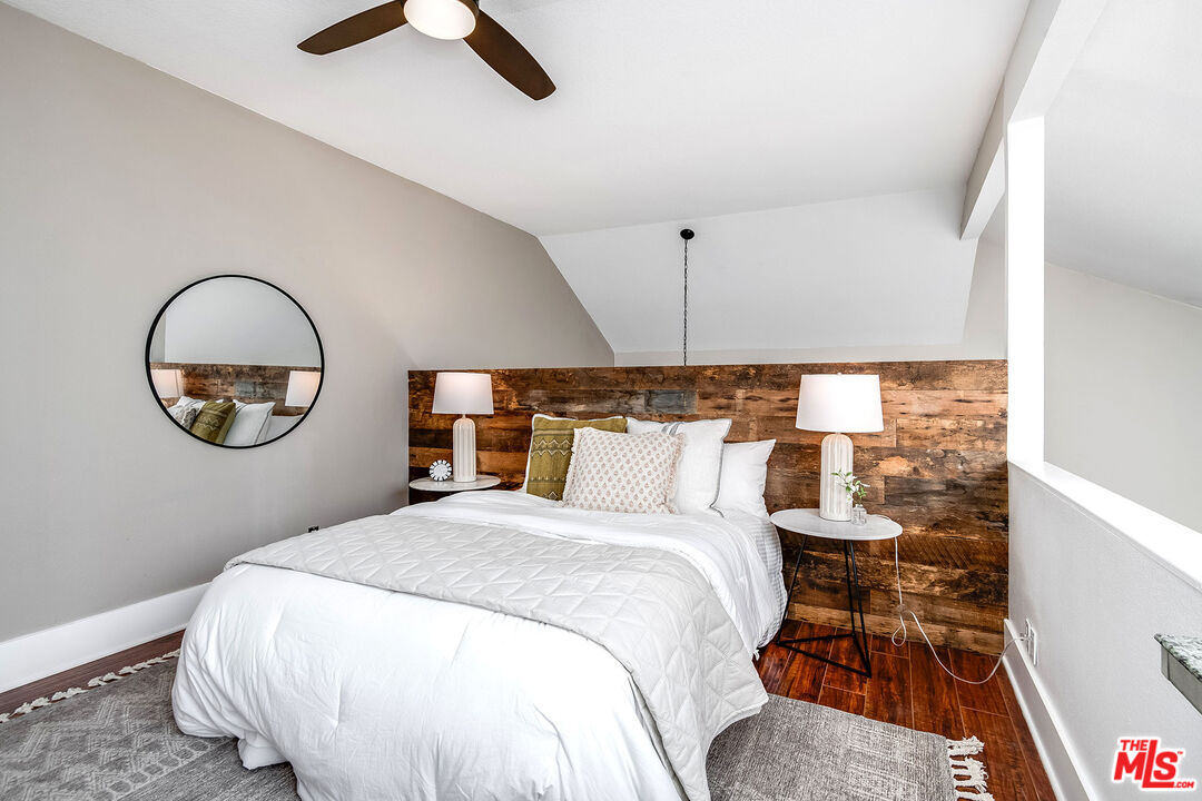 13331 Moorpark St Unit: 332