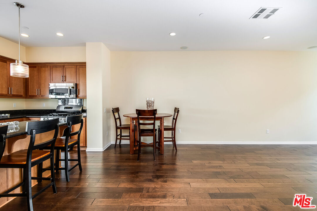 6507 La Mirada Ave