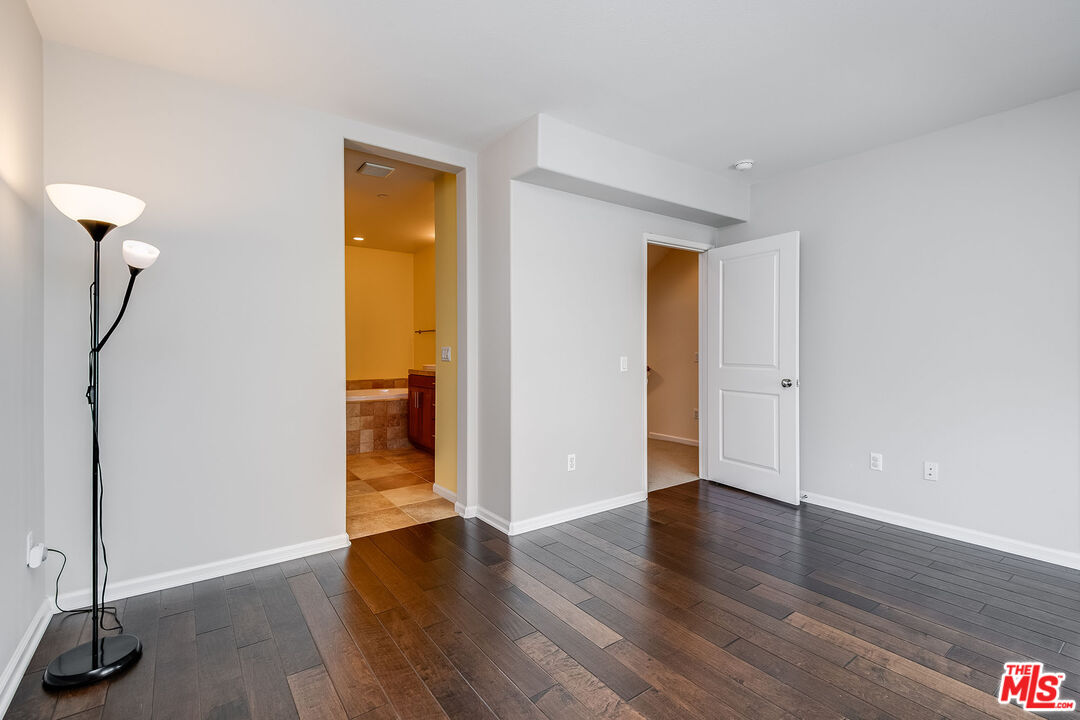 6507 La Mirada Ave