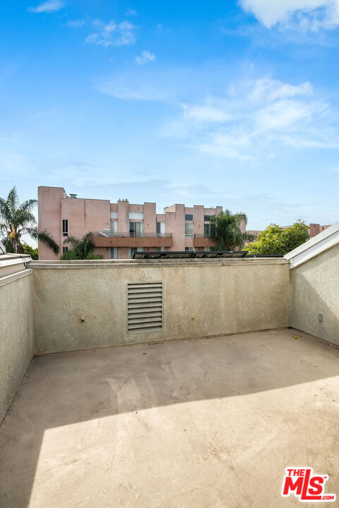 6507 La Mirada Ave