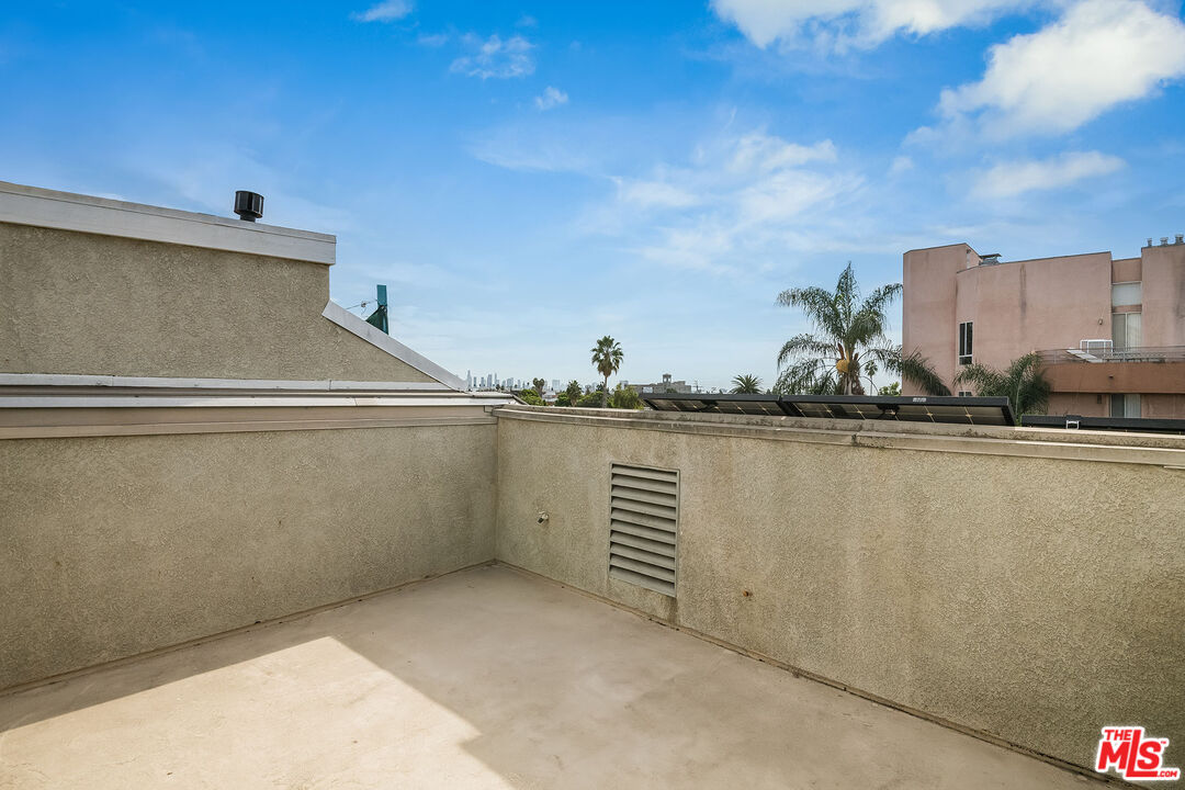 6507 La Mirada Ave