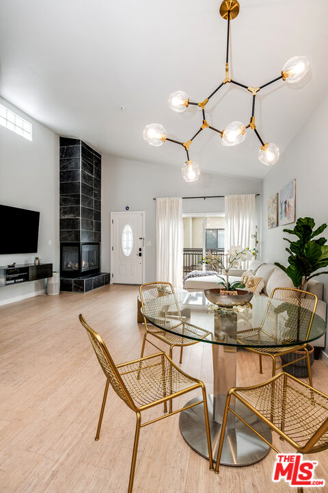 4447 W Lakeside Dr Unit: 202