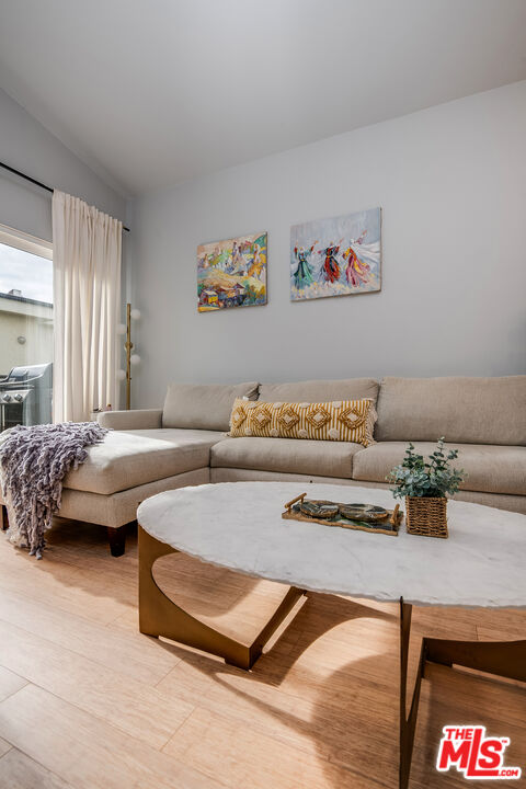 4447 W Lakeside Dr Unit: 202