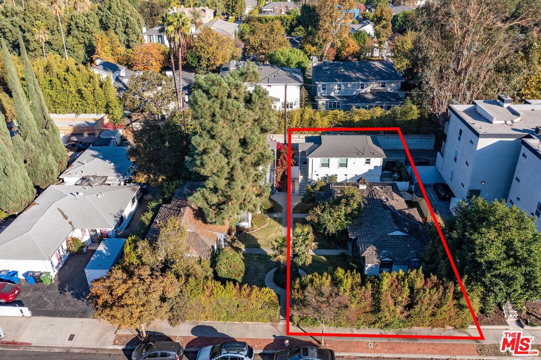 4522 Laurel Canyon Blvd