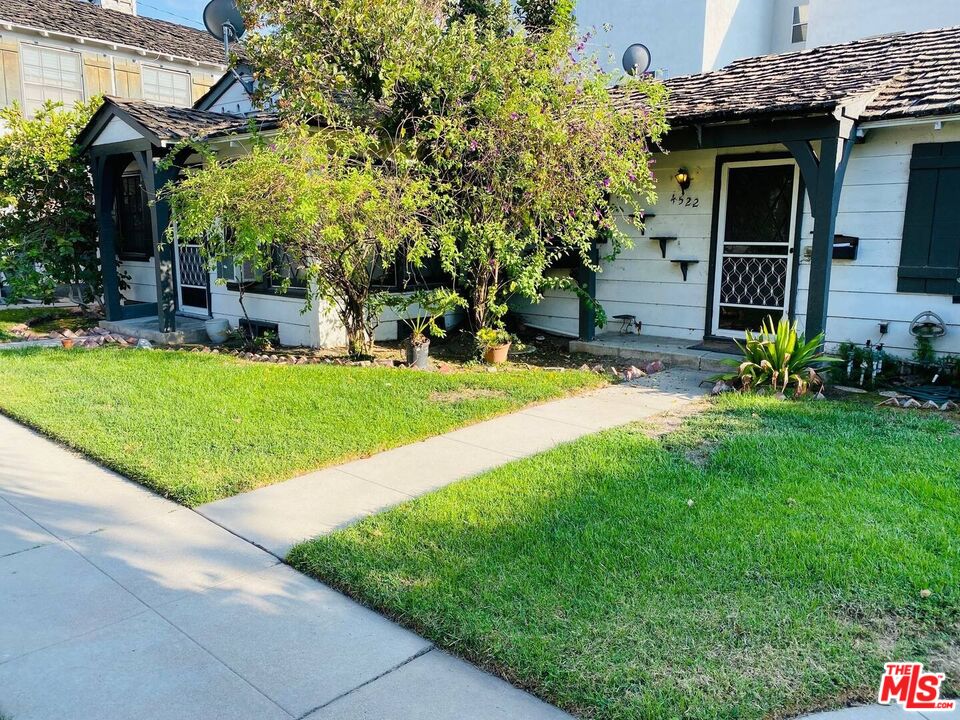 4522 Laurel Canyon Blvd