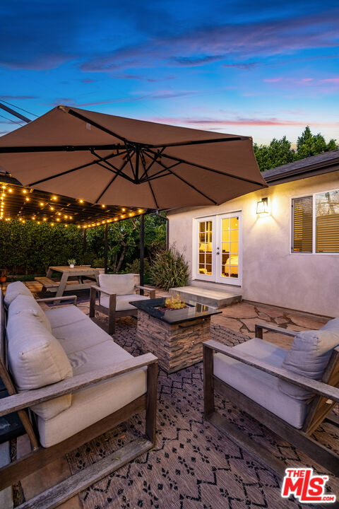 17627 Martha St