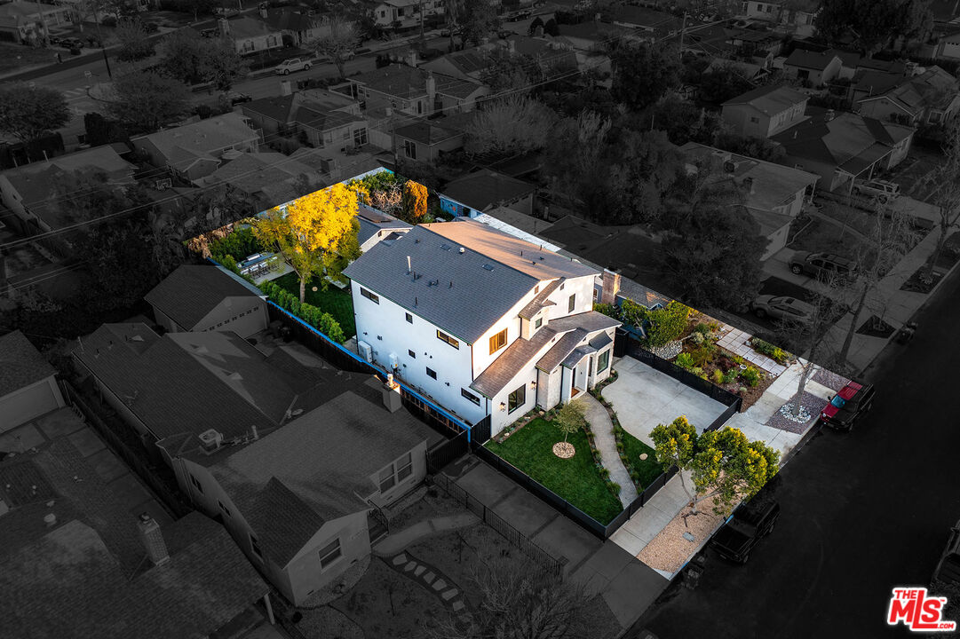 4928 Sancola Ave