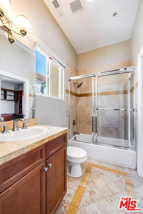 4125 W Hood Ave Unit: 101