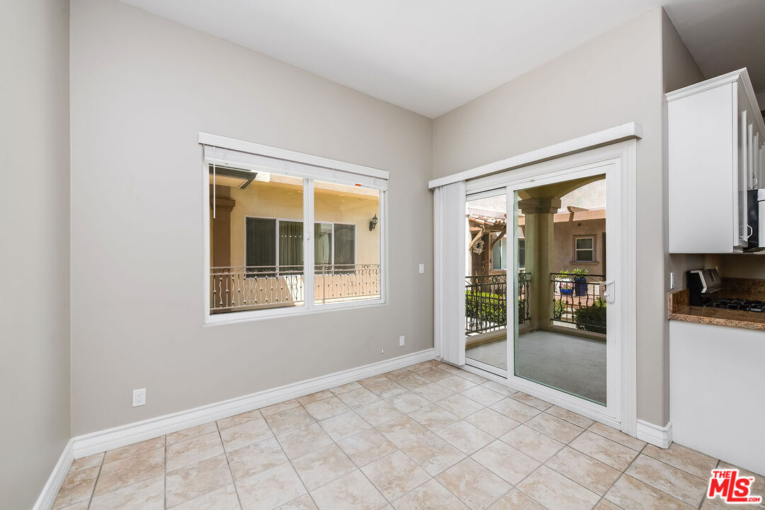 4125 W Hood Ave Unit: 101