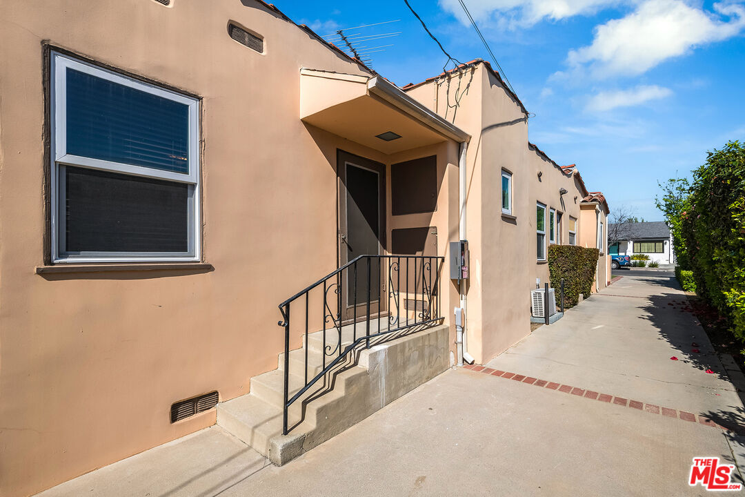 4418 Brunswick Ave