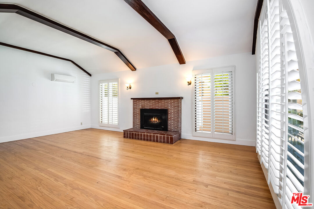 4418 Brunswick Ave