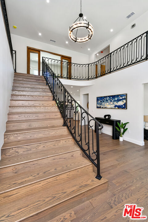 29677 Mulholland Hwy