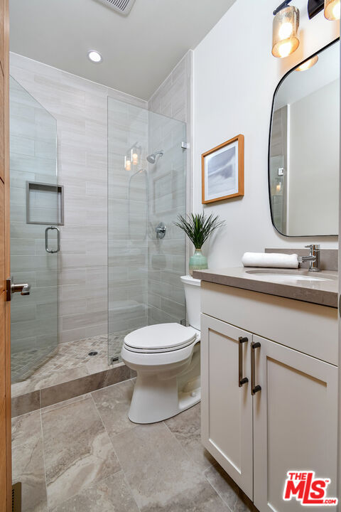 29677 Mulholland Hwy