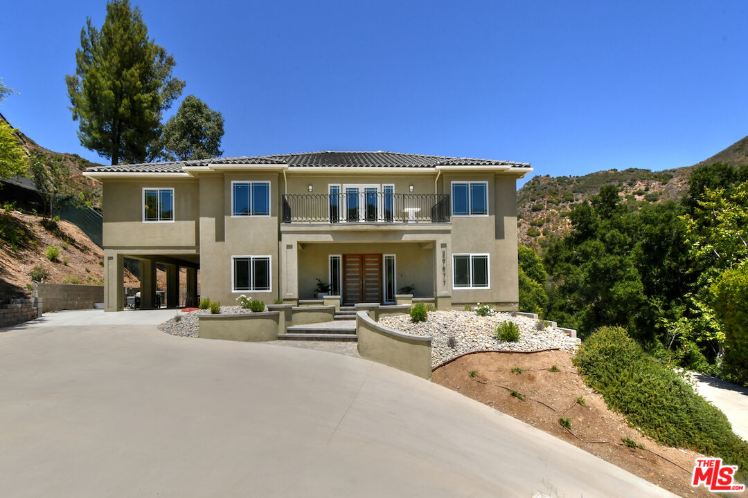 29677 Mulholland Hwy