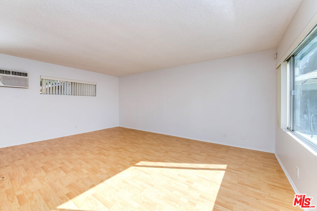 4131 Warner Blvd Unit: Unit C