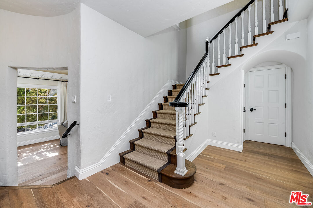 1258 E Elmwood Ave