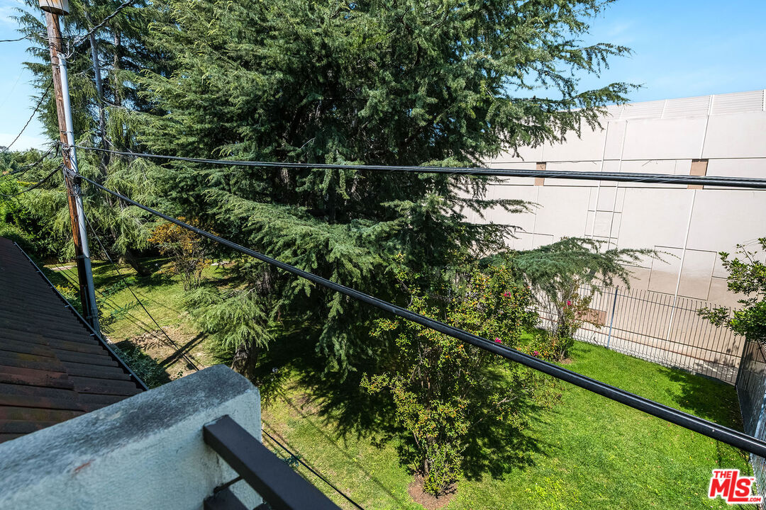 4125 W Hood Ave Unit: 103