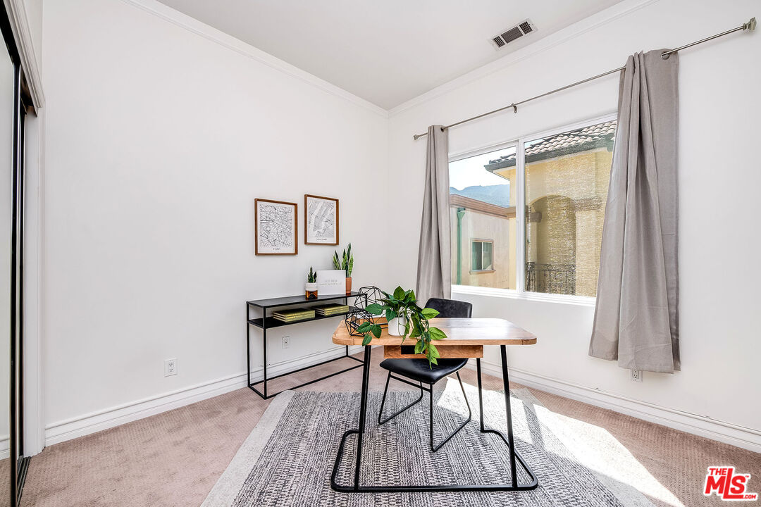 4125 W Hood Ave Unit: 103