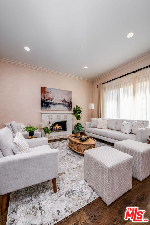 4125 W Hood Ave Unit: 103