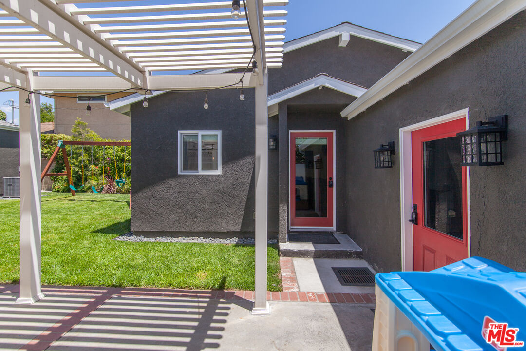 3920 W Clark Ave