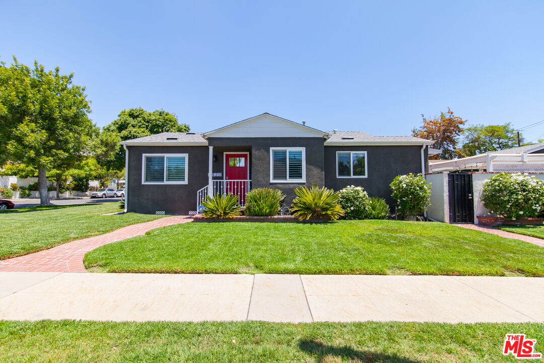 3920 W Clark Ave