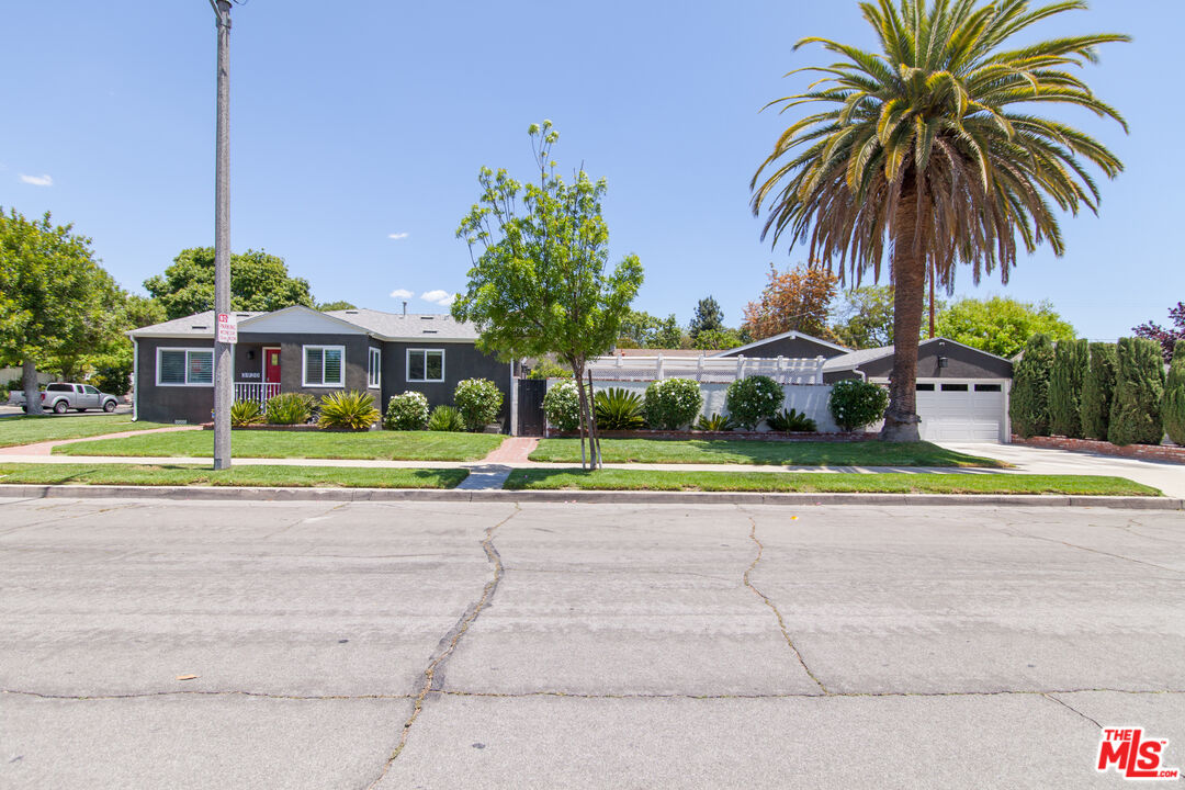 3920 W Clark Ave