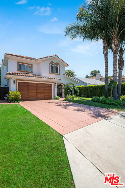 4520 TYRONE AVE