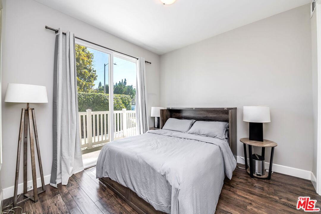 4840 Cleon Ave Unit: 108