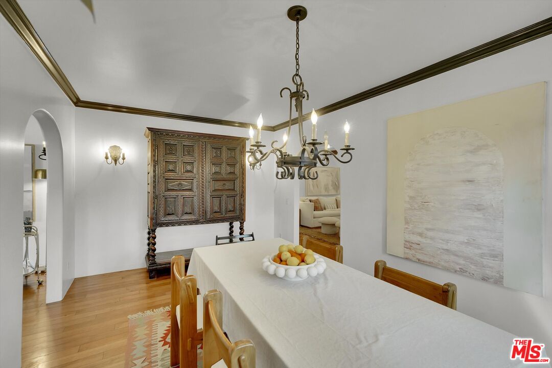 4300 Laurelgrove Ave